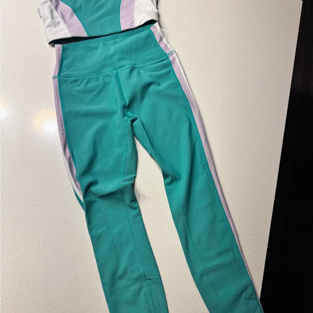 Wilo teal set size M